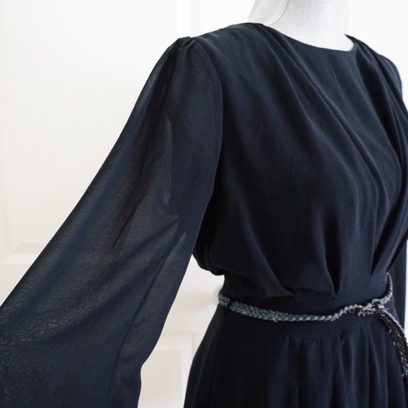 FOREVER 21 Romper (includes belt!) - Picture 3 of 7